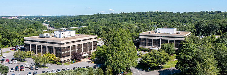 JLL Capital Markets secures $17.5 million <br> refinancing for 2 & 4 Westchester Park